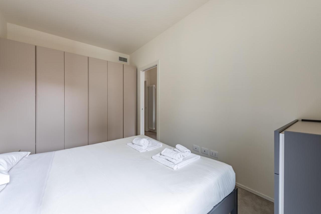 We Home - Santa Sofia House, Duomo มิลาน ภายนอก รูปภาพ